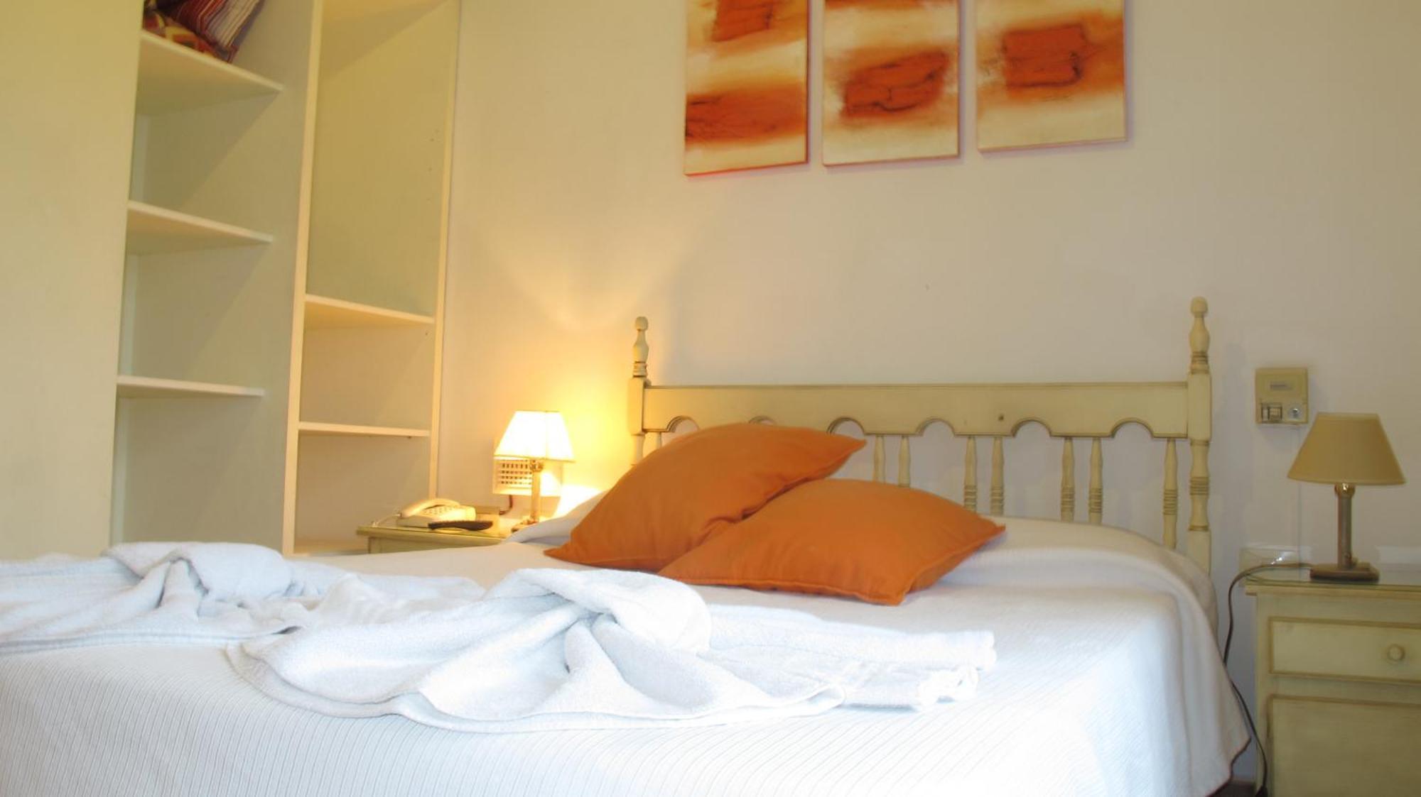 Hotel Portal de la Montaña Villa Carlos Paz Habitación foto
