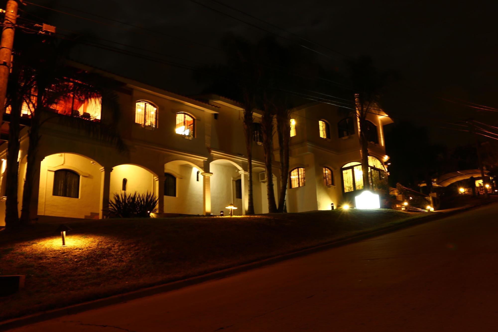 Hotel Portal de la Montaña Villa Carlos Paz Exterior foto